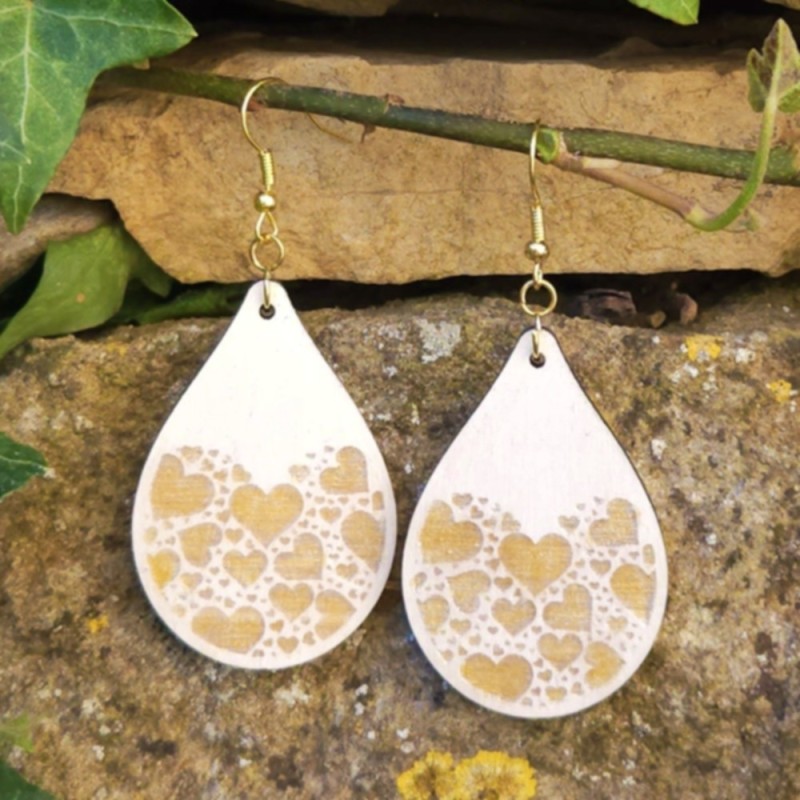 BO coeurs sur fond blanc