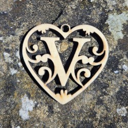 Lettre coeur V