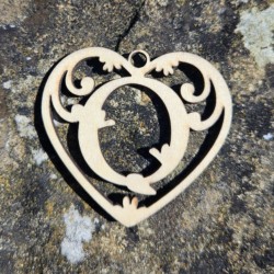 Lettre coeur Q