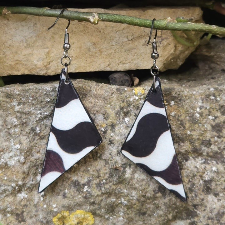 BO triangles 5cm noir et blanc