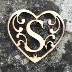 Lettre coeur S