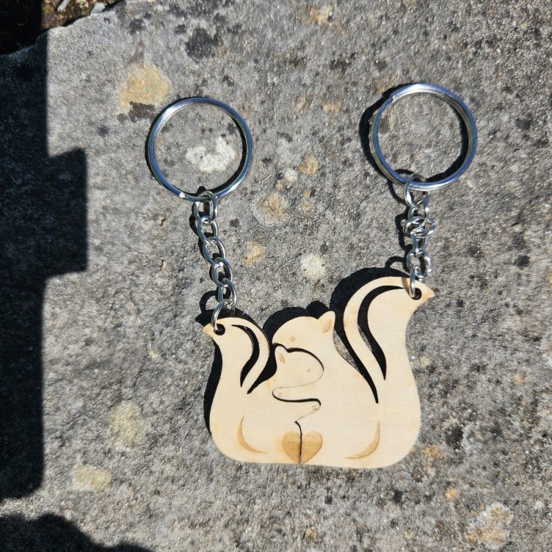 Porte-clés écureuils amoureux