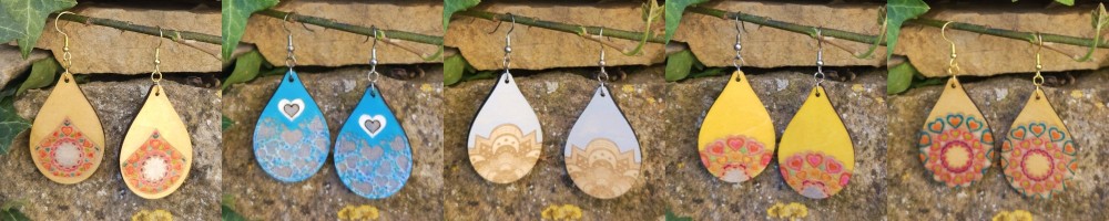 Boucles d'oreilles mandalas et cœurs en bois